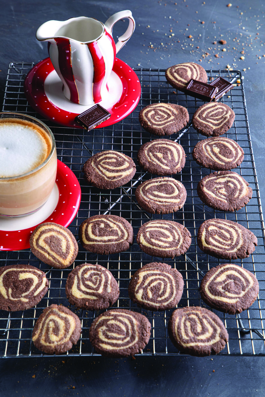 Easy-to-make choco-vanilla cookies recipe