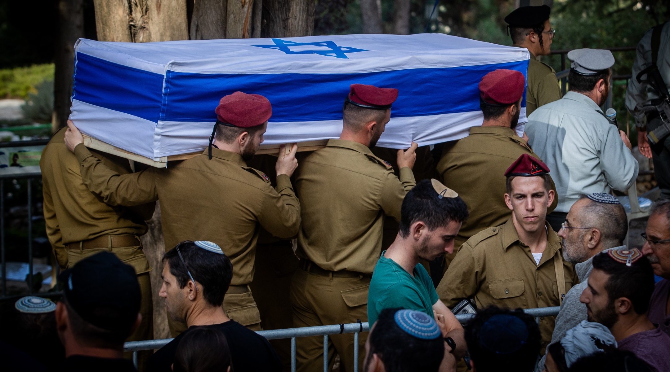 8 Israeli troops killed in Lebanon in first Israeli casualties of ground invasion