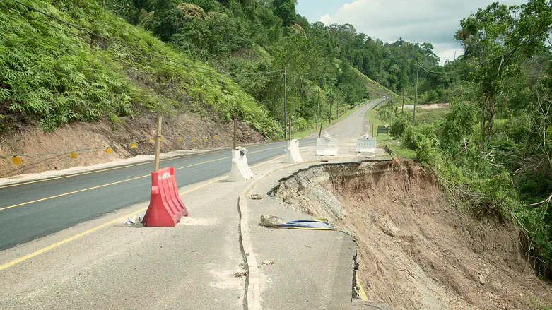 Deaf and blind in the middle of a landslide