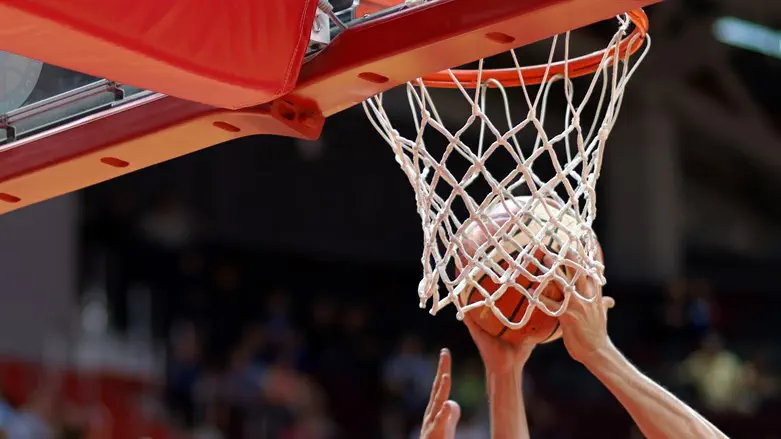 France: Arena briefly closed off ahead of Paris-Maccabi Tel Aviv game