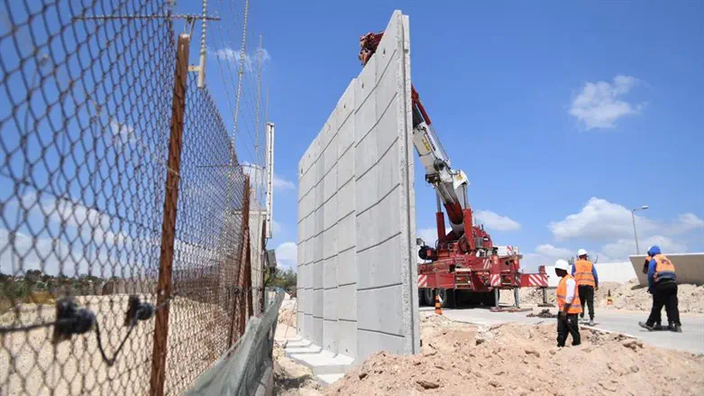 IDF building protective walls in Gaza border region