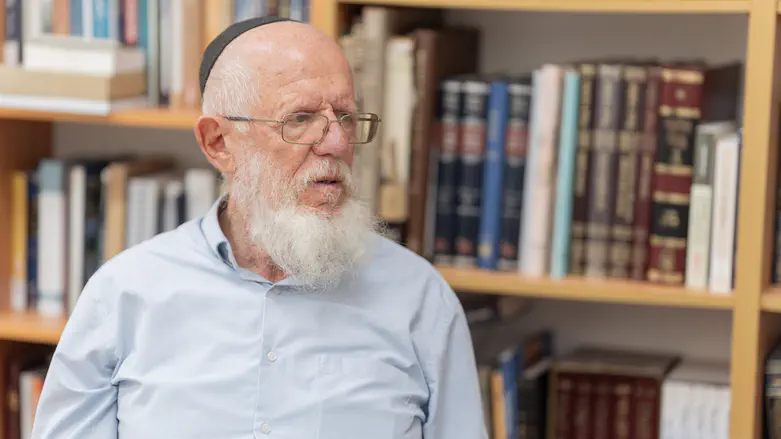 Rabbi Yaakov Medan: 'I would've voted against the deal, but remained in the government'