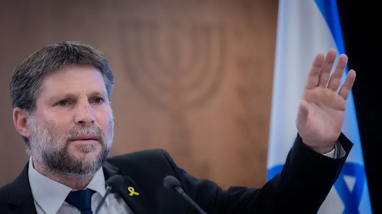 At Smotrich's orders: Amnesty International loses tax benefits in Israel