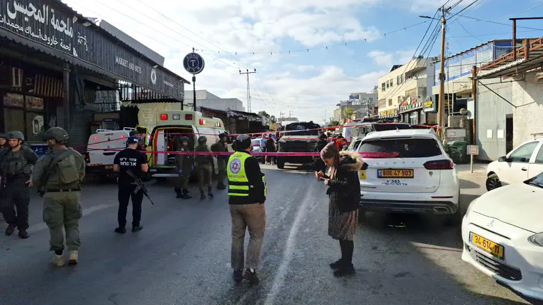 Hamas and Islamic Jihad claim Funduq shooting attack