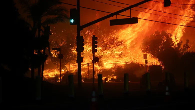 Los Angeles Fire: 130,000 evacuated so far, at least five fatalities