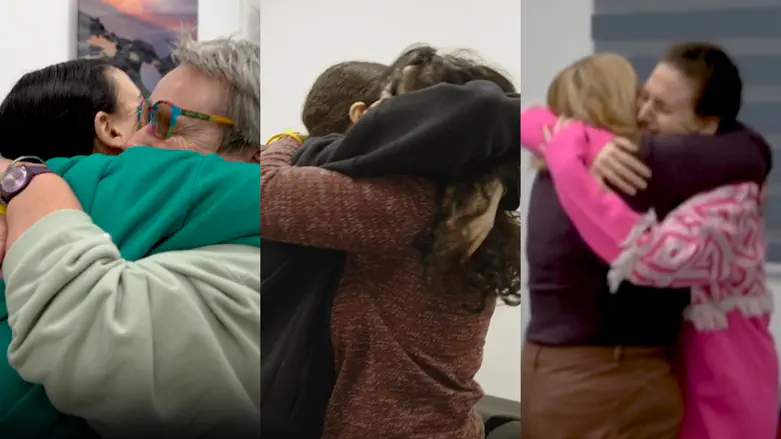 The emotional reunions of the freed hostages with their mothers