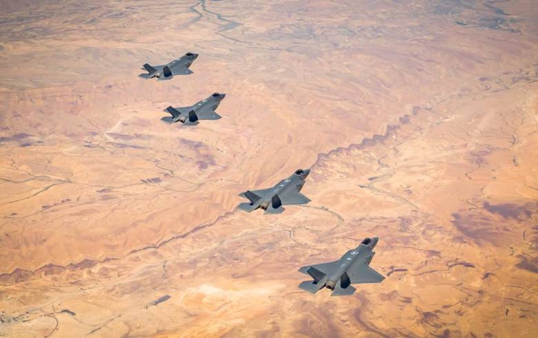 How Israeli Air Force Pilots Use AI to Train for High-Stakes Missions