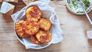 Crispy fried corn cakes: A flavorful snack you’ll love