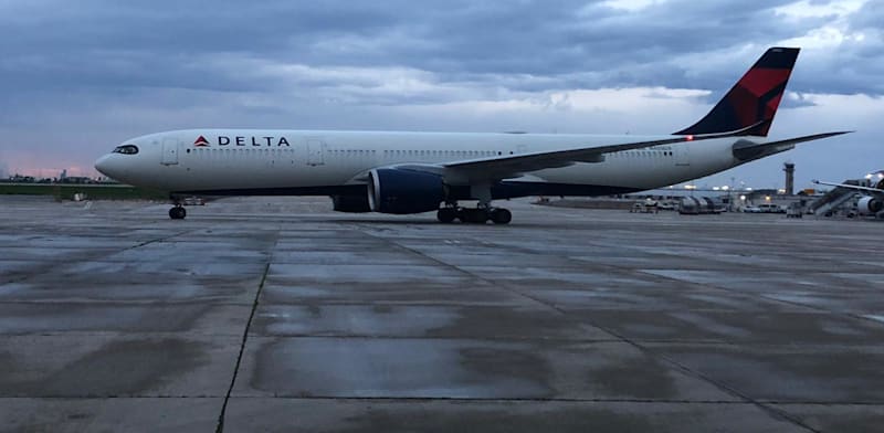 Delta Airlines mulls resuming Israel flights before April