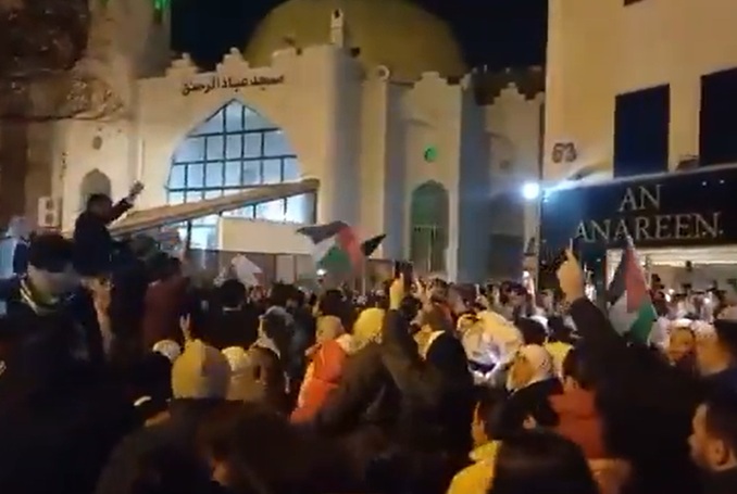 ‘Victory for Resistance’ – Global Celebrations Erupt Following Ceasefire Agreement in Gaza