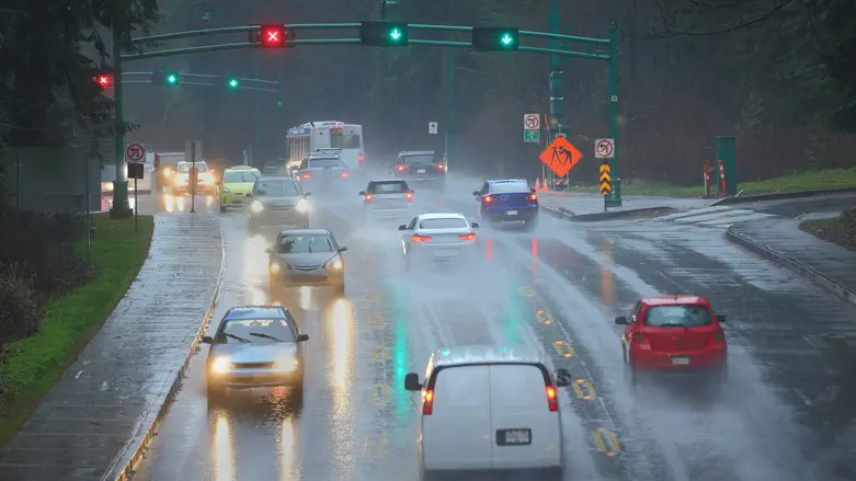 Winter's return: Coming storm to bring rain and snow