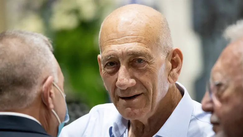 Olmert: I offered to give up most of Judea and Samaria