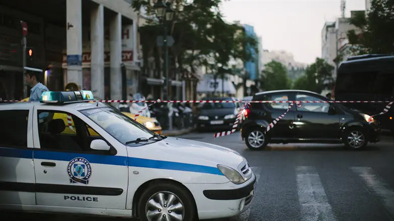 Israelis attacked in Athens after speaking Hebrew, one suspect caught