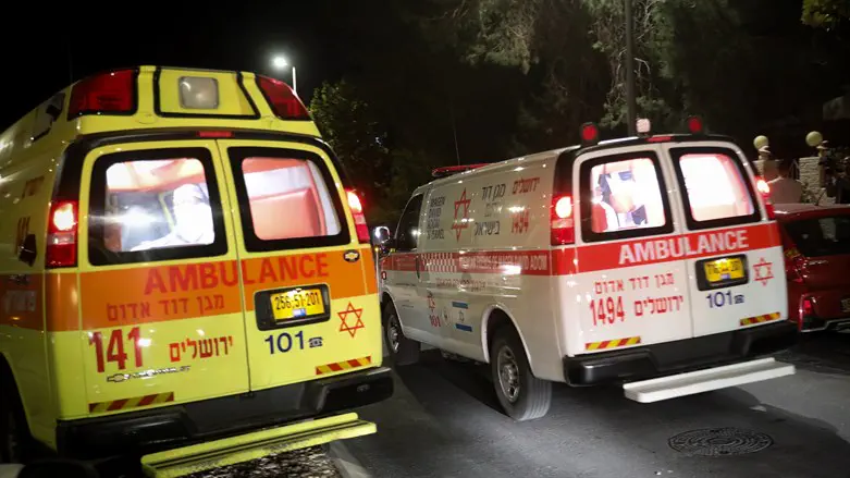 2 seriously wounded in shooting in northern Tel Aviv