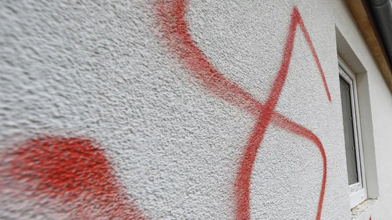 French police shoot suspect spray-painting swastika at Paris train station