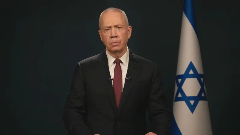 Gallant claims: Netanyahu, Eisenkot and Gantz were against the maneuver