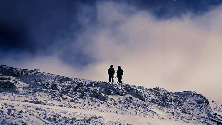 Army tents lacking amid freezing night temperatures