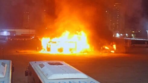 Bat Yam bus depots rocked by 2 explosions in suspected botched terror attack