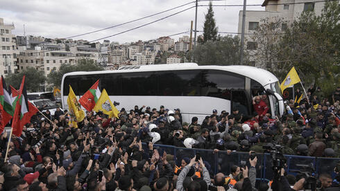 Israel delays Palestinian prisoners’ release in eighth handover