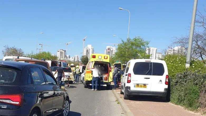 Chase in Ramla: Car thief from Jenin flees police, breaks into military base