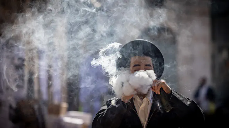 Report: Haredi youth smoke four times the average in Israel