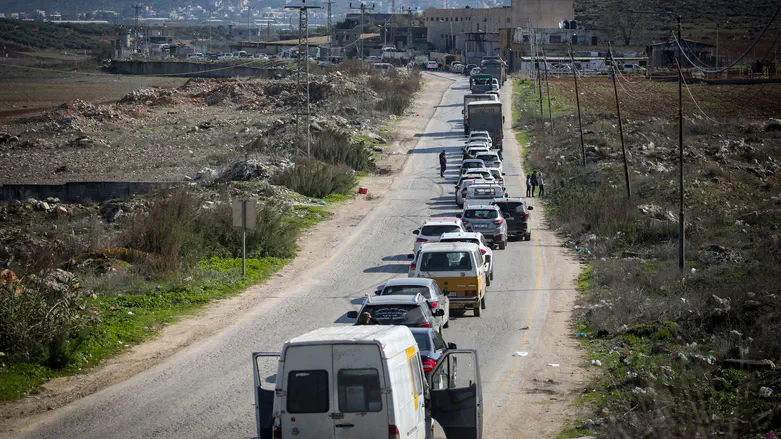 Ramadan concessions in Judea and Samaria: Checkpoints set up after terror attacks removed