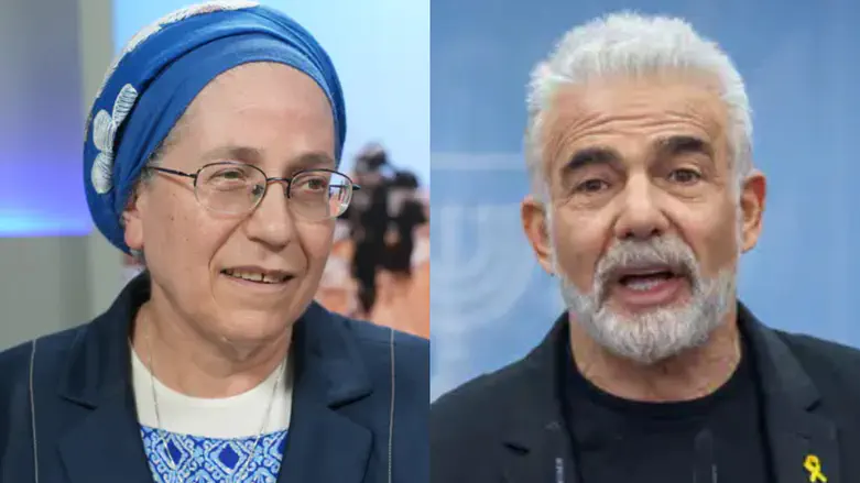 Lapid: 'I deserve a raise just for looking at Minister Strock'