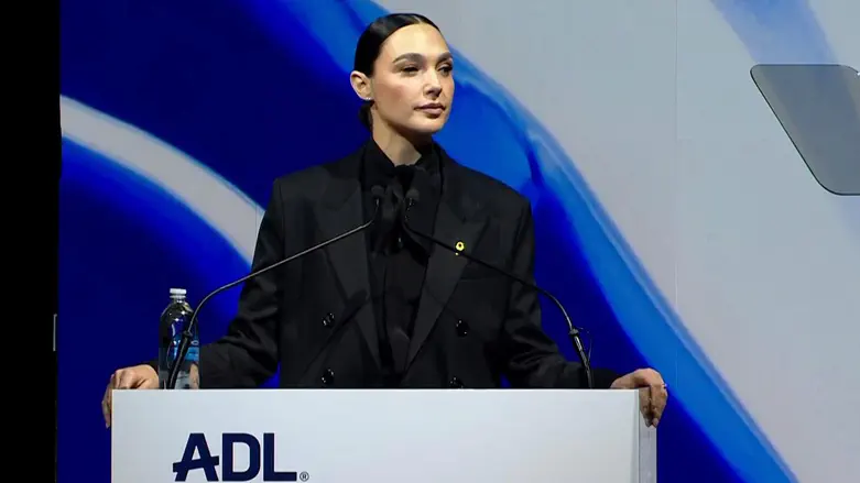 Gal Gadot declares: ‘My name is Gal, and I am Jewish’