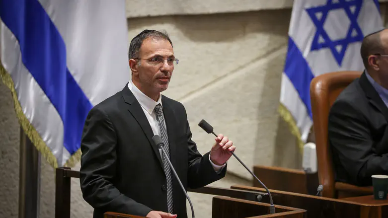 Shas MK praises Muslim country in Knesset plenum