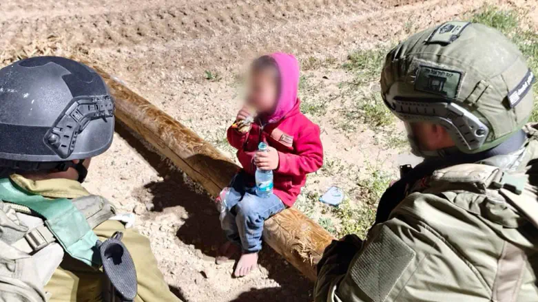 Hamas sends four-year-old boy to approach IDF troops