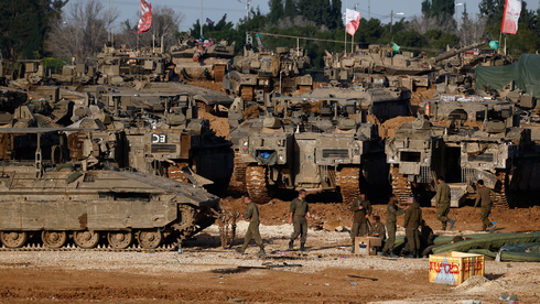 Israel poised for full-scale Gaza offensive if hostage deal fails, experts says