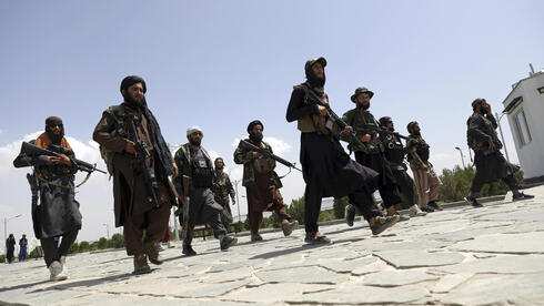 Taliban lifts TV channel ban, but press freedom in Afghanistan remains in peril