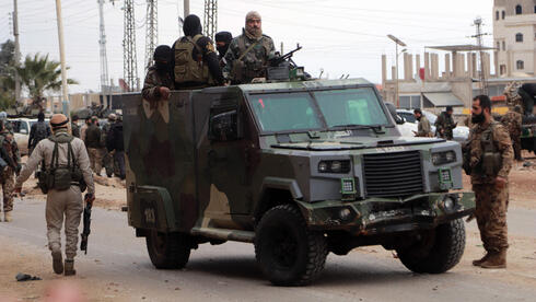 At least 10 dead in escalating Syria-Lebanon border clashes