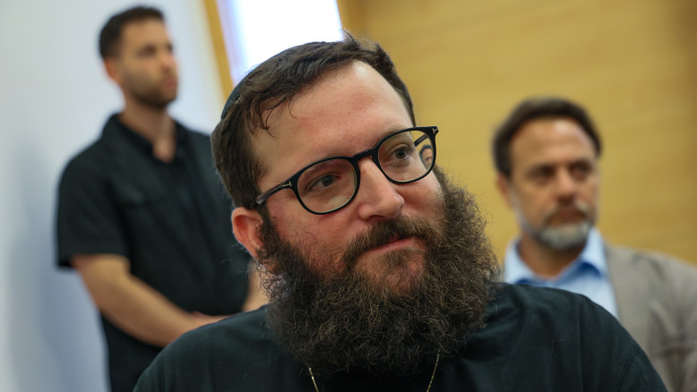 לצערי יונתן אוריך נלקח ממני