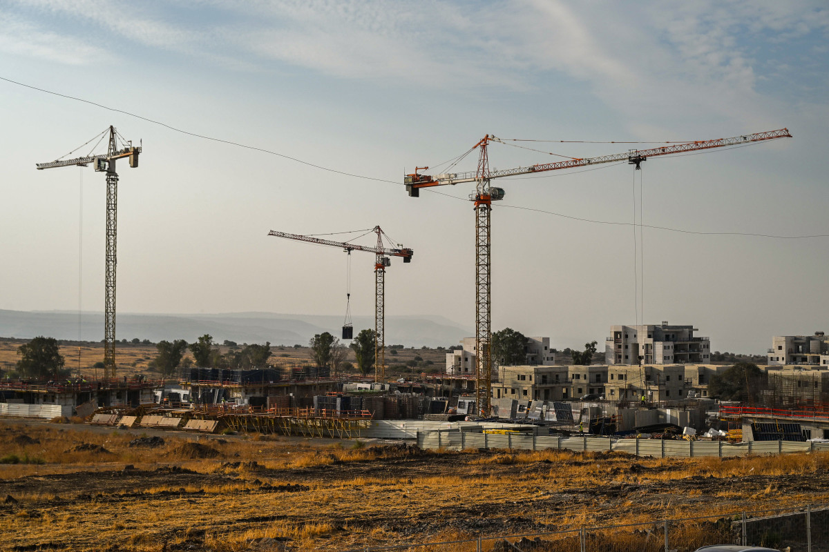 ההשקעה הבטוחה קרסה: איך איבדו מיליונים בשוק הדירות | שלמה מעוז ההשקעה הבטוחה קרסה: איך איבדו מיליונים בשוק הדירות | שלמה מעוז