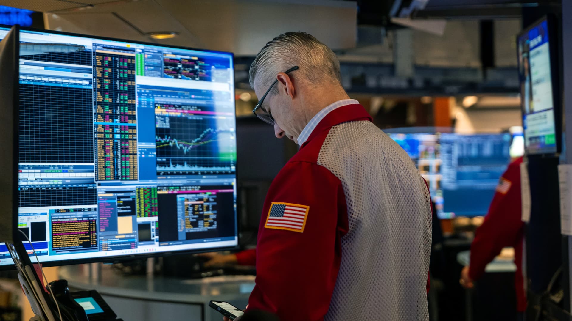 Stock market today: Live updates