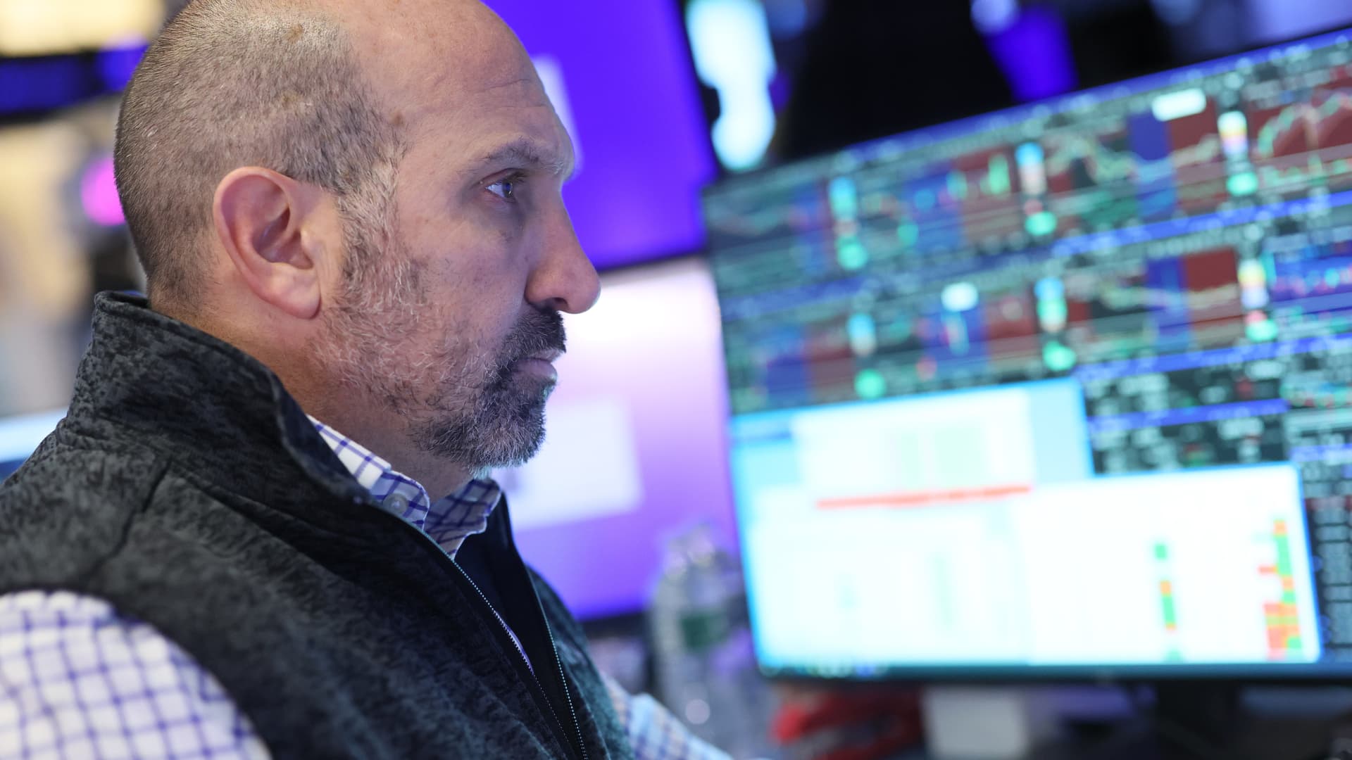 Stock market today: Live updates