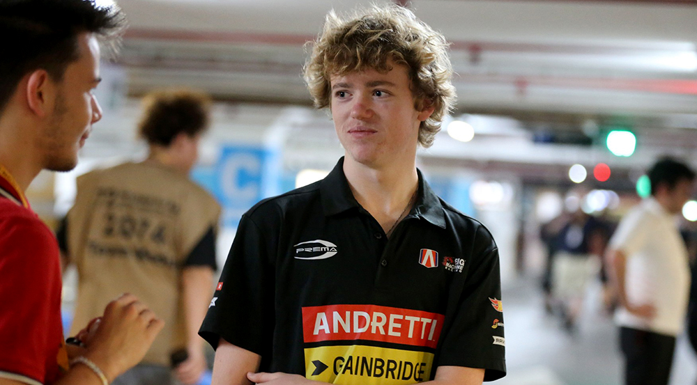 Dan Wheldon, Takuma Sato Sons Excelling in Macau Dan Wheldon, Takuma Sato Sons Excelling in Macau