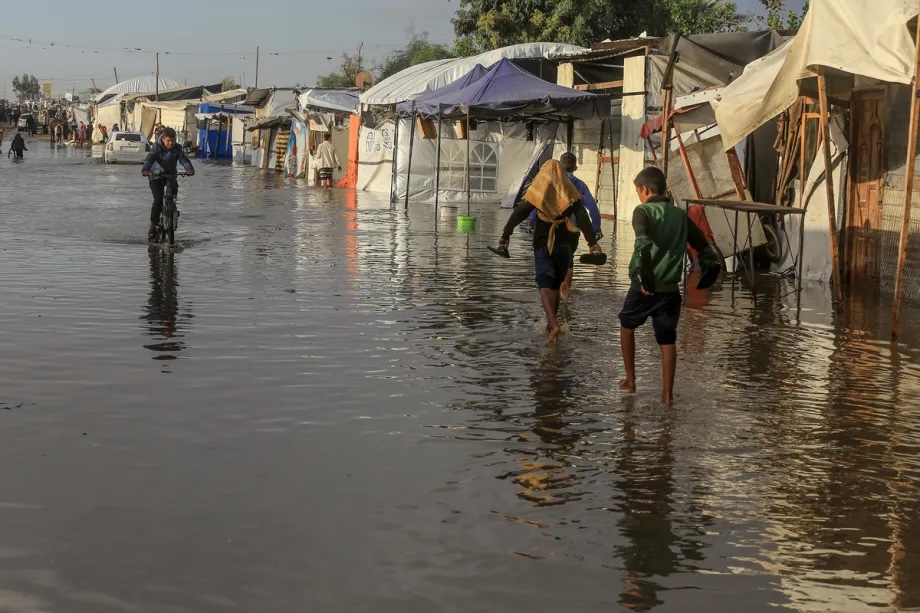 Winter weather starts, Gazans need shelter: Not Ceasefire Day 37 Winter weather starts, Gazans need shelter: Not Ceasefire Day 37