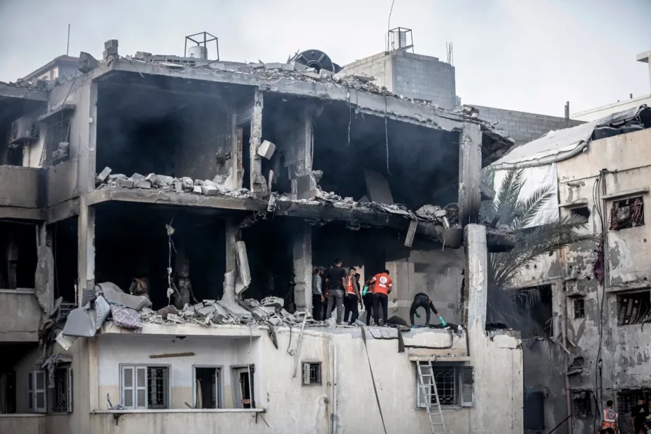 Researchers:Gaza death toll may be 100K+ – Not a Ceasefire Day 46 Researchers:Gaza death toll may be 100K+ – Not a Ceasefire Day 46