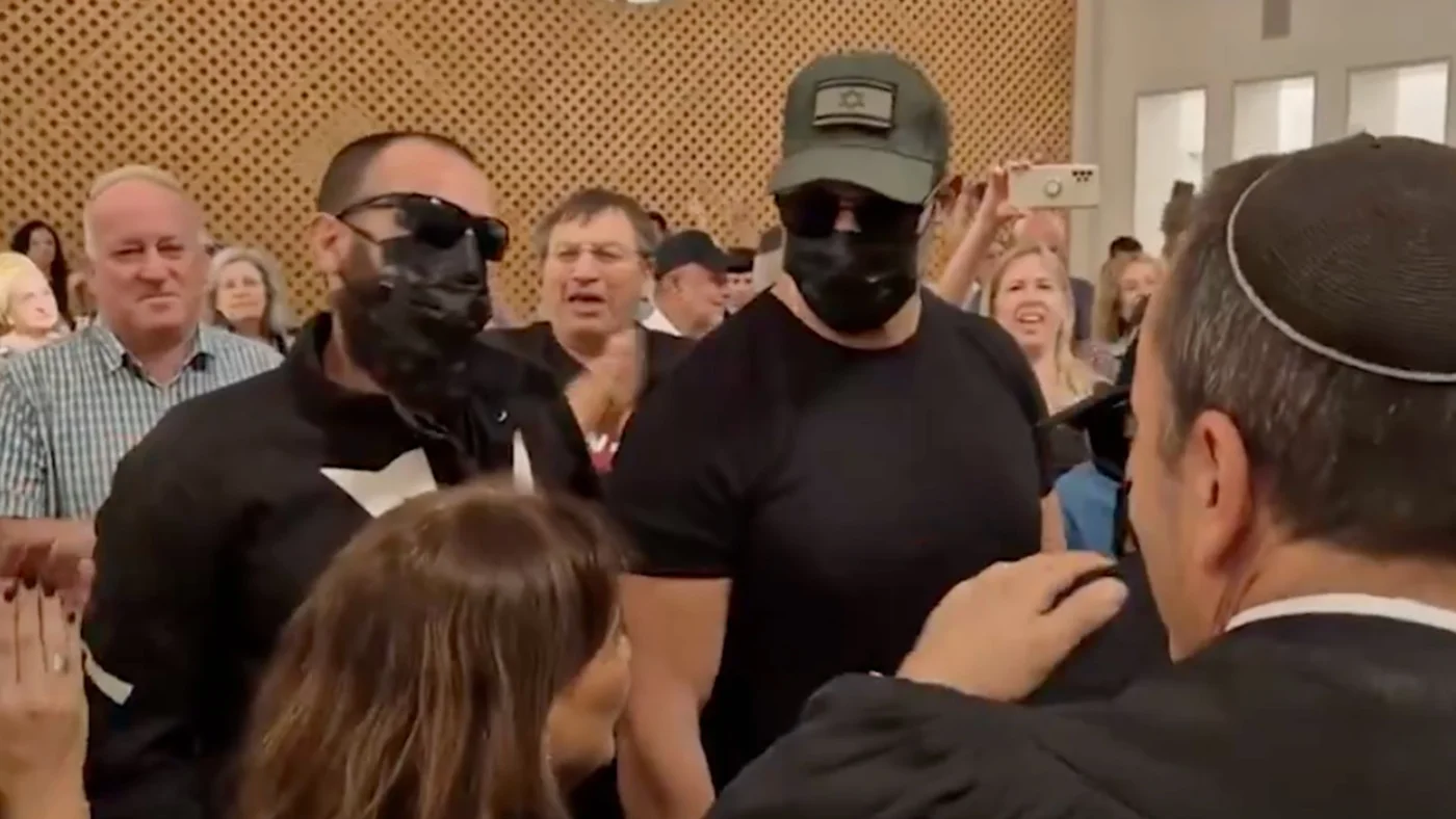 Israeli crowd applauds soldiers accused of raping prisoner