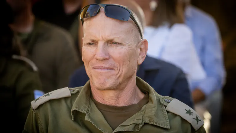 אחרי שנתיים בתפקיד: ניצן אלון יסיים את תפקידו כראש מפקדת השבויים והנעדרים אחרי שנתיים בתפקיד: ניצן אלון יסיים את תפקידו כראש מפקדת השבויים והנעדרים