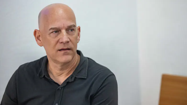 למרות המחאות: גיא פלג יקיים הרצאה בחיפה למרות המחאות: גיא פלג יקיים הרצאה בחיפה