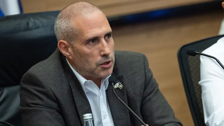 עדת המפתח נעלמה, התיק נגד מילביצקי מתפורר