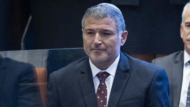 ראש השב”כ בדיון על יהודה ושומרון: אם השתלטות על שטח זה טרור, אז גם ההשתלטות בנגב זה טרור ראש השב”כ בדיון על יהודה ושומרון: אם השתלטות על שטח זה טרור, אז גם ההשתלטות בנגב זה טרור