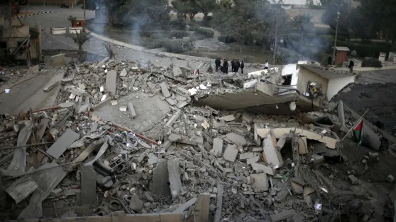 Israel must stop all negotiations with Hamas by learning from America