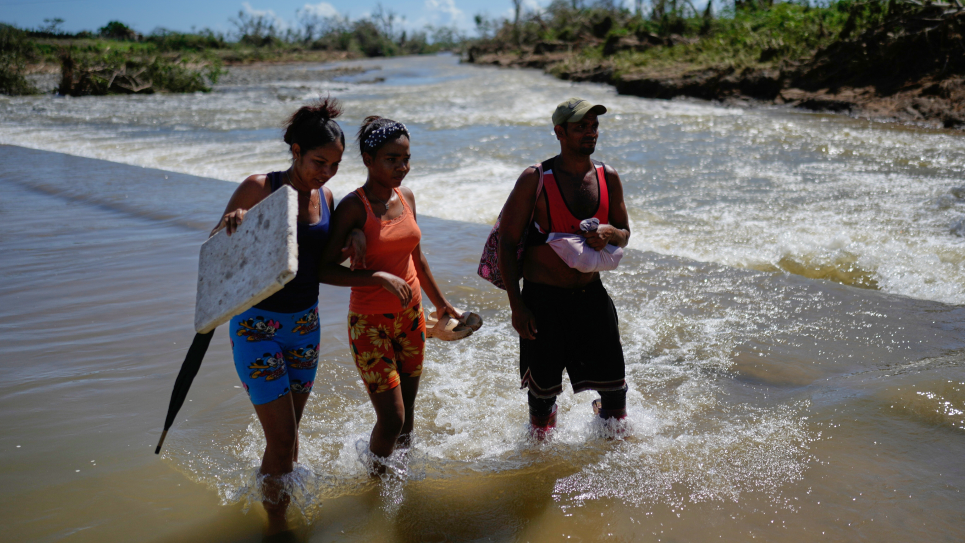 China urges US to lift blockade, sanctions against Cuba