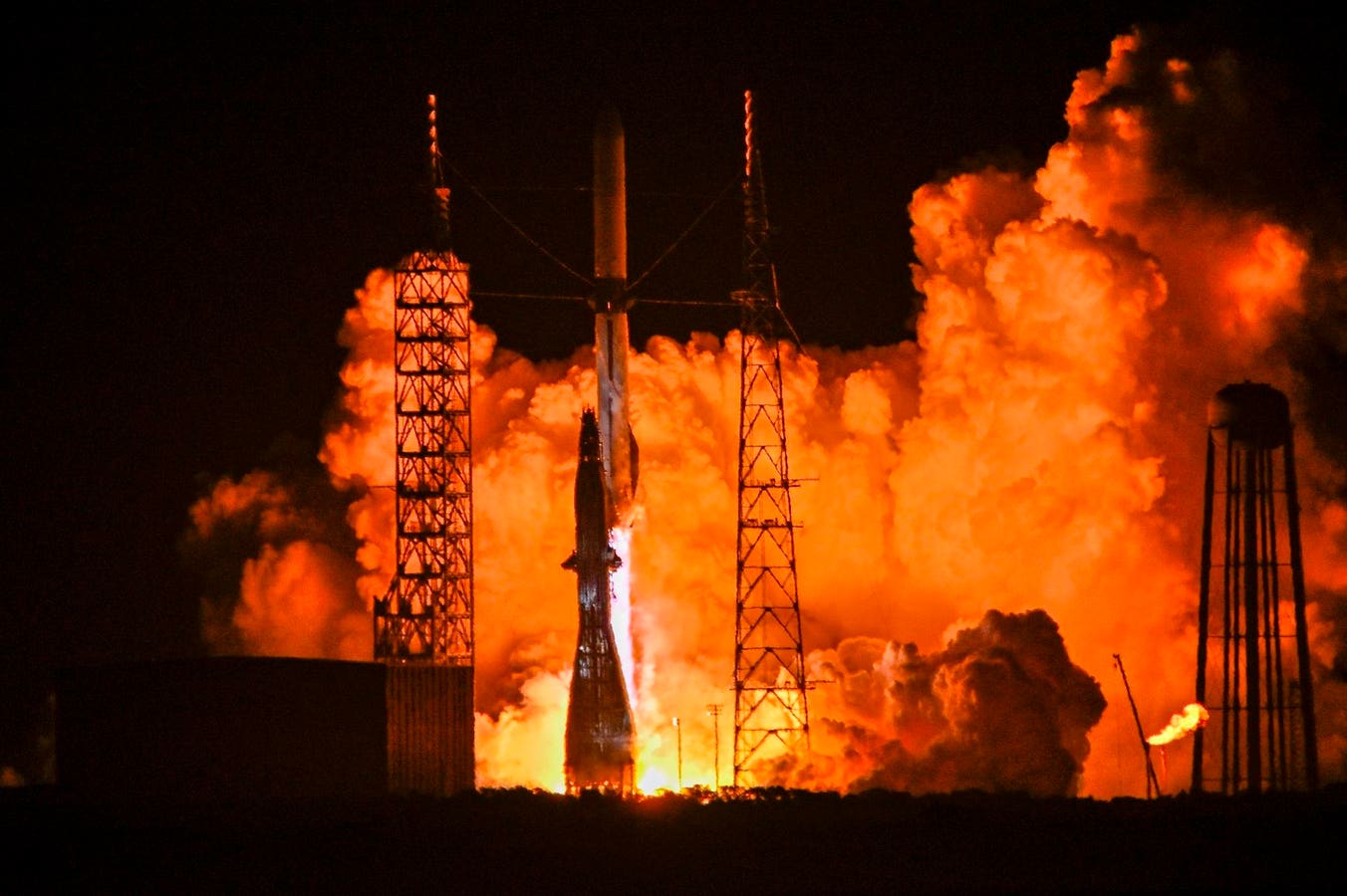 See Jeff Bezos’ Rocket Pioneer New Route To Mars In NASA Launch