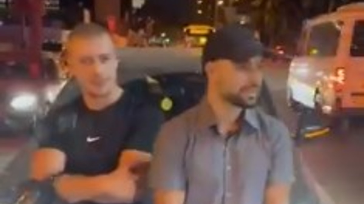 אחרי שחסם את רכבו של גיא פלג: הפעיל מרדכי דוד ייחקר במשטרה אחרי שחסם את רכבו של גיא פלג: הפעיל מרדכי דוד ייחקר במשטרה