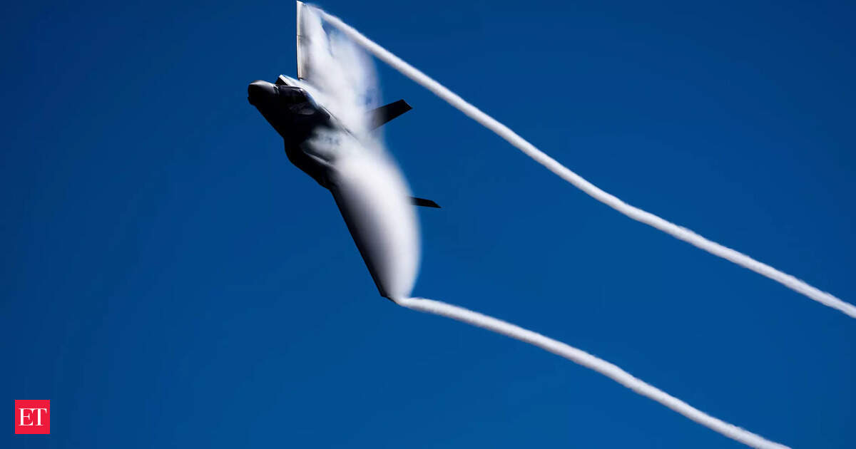 Trump says he is considering F-35 fighter jet deal with Saudis